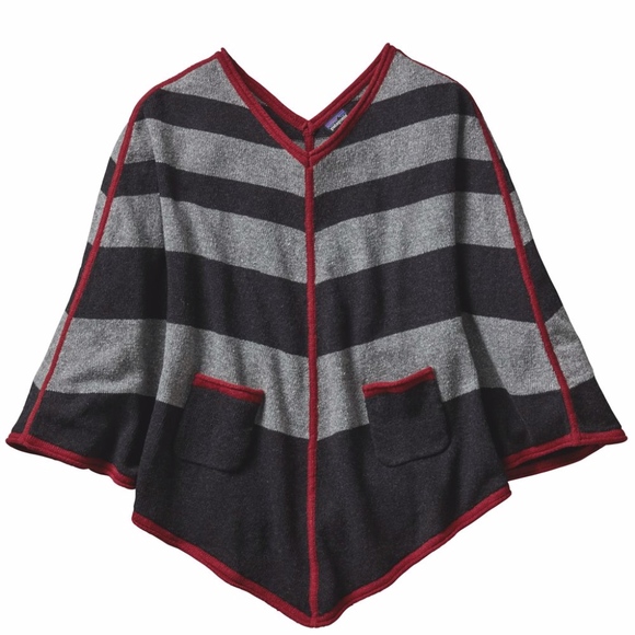 Patagonia Sweaters - 🕺🏾HP🕺🏿Patagonia Loislee Poncho Sweater